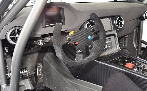 mercedes sls gt3 cockpit